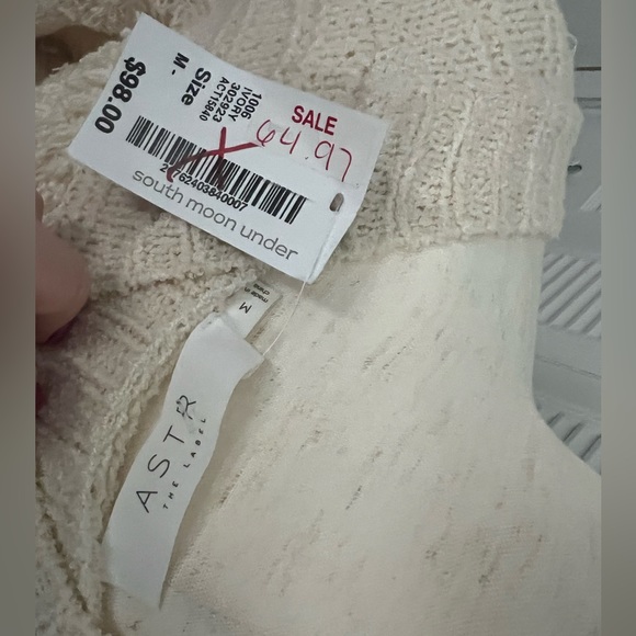 Astr The Label Sweater - Picture 4 of 4